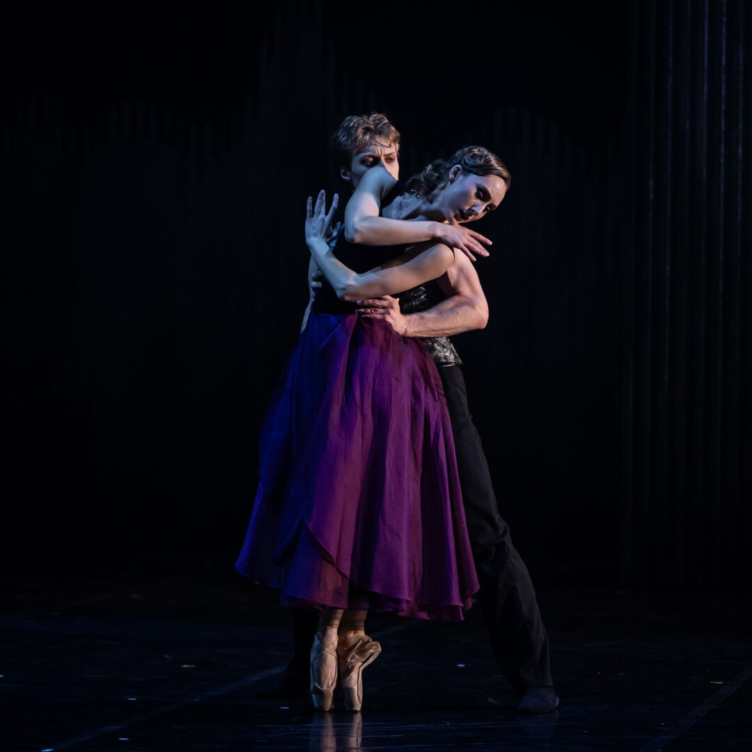 Artists of Queensland Ballet. Photography David Kelly.